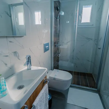 Stylish Loft - 50m From *