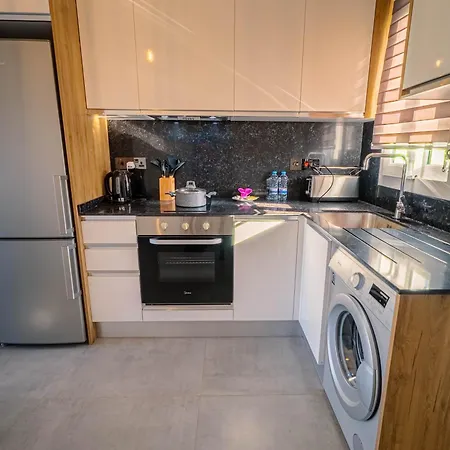 Stylish Loft - 50m From アパート *