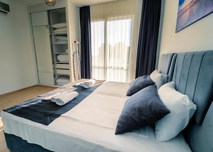 Stylish Loft - 50m From Paralimni